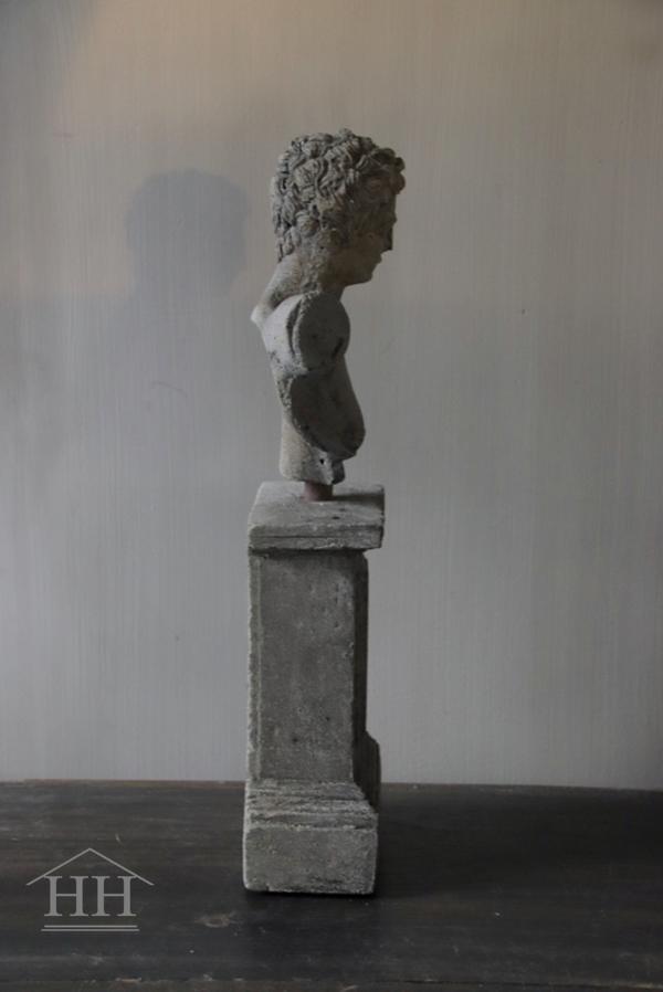 Büste des Hermes auf Sockel