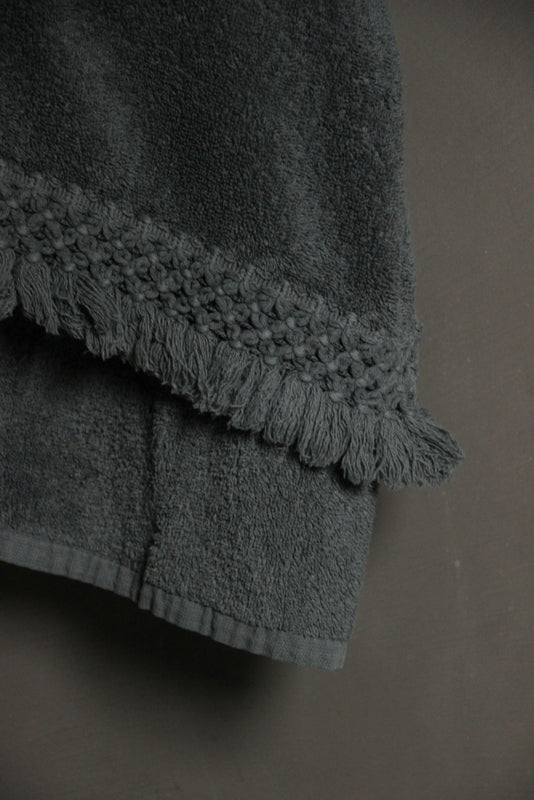 Gastendoek Carine Dark Grey 30x50cm