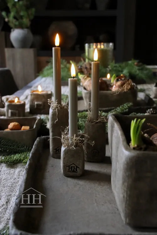 Betonnen kandelaar vierkant - S