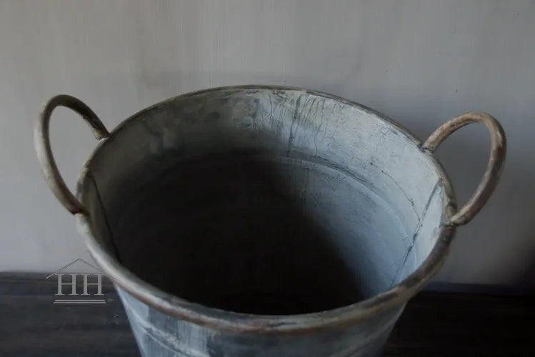 Ronde zinken emmer met handvatten