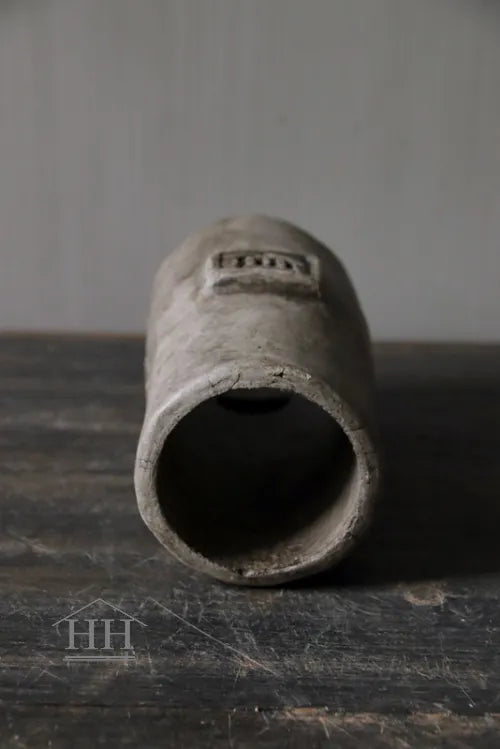 Betonnen wandvaas – taupe – 14cm