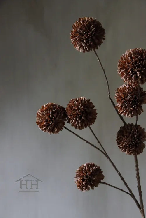 Kunst Pompom 7 bol donker koffie 98cm