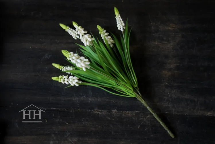 Künstliche weiße Weintraube