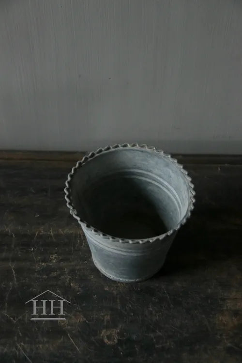 Rond zinken pot ribbel klein