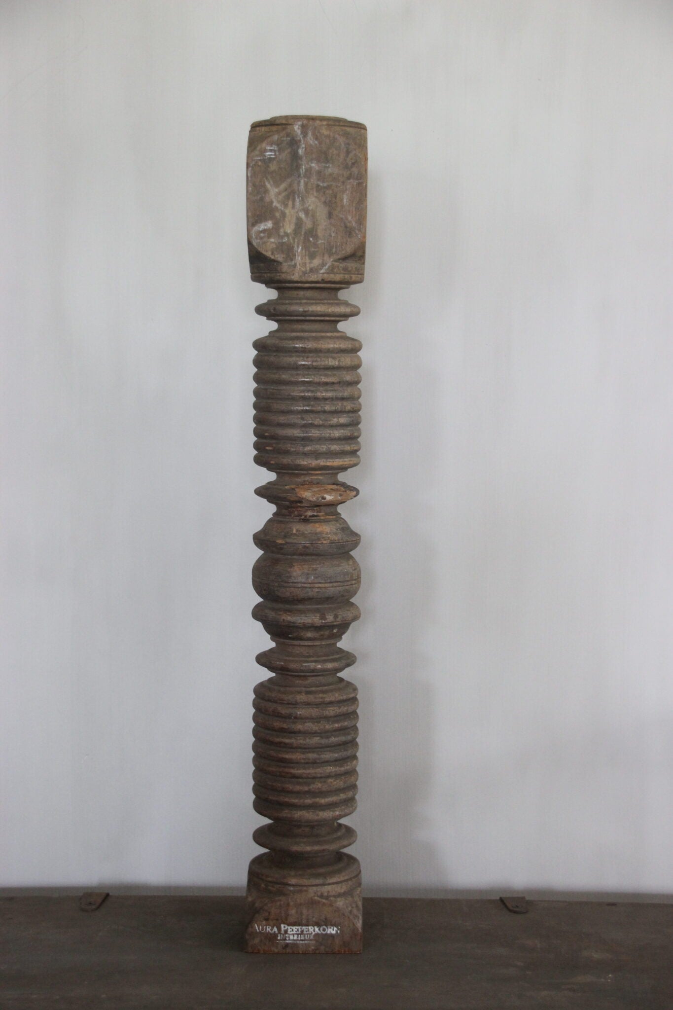 Houten baluster Aura Peeperkorn