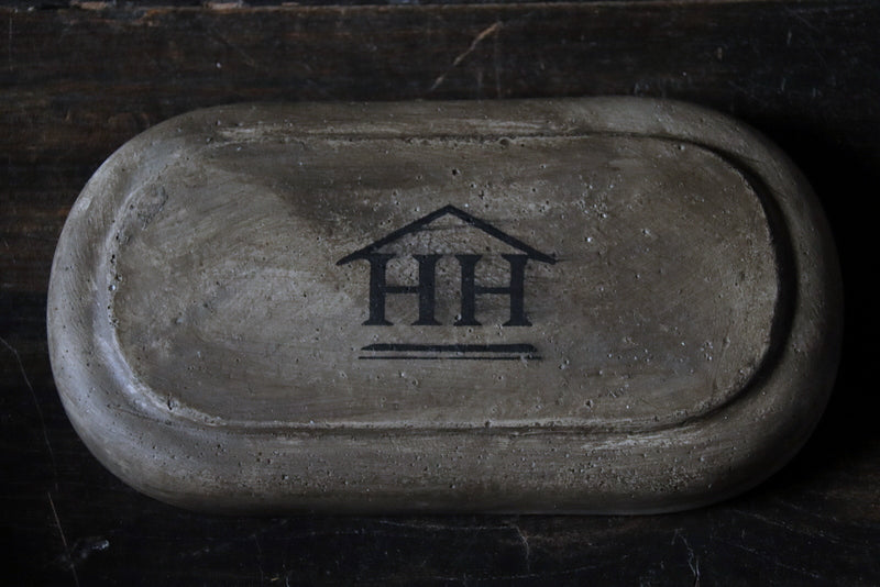 Dubbele zeephouder met bakje eigen label Hillary'sHome