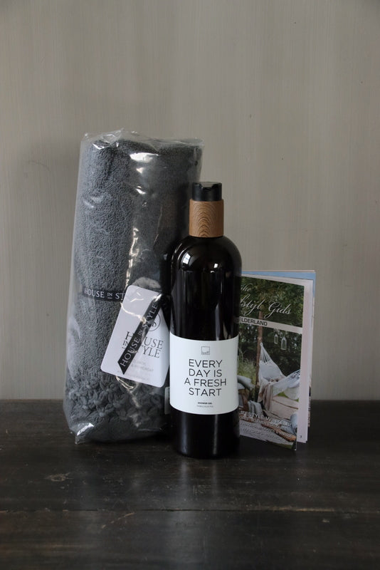 Cadeauset Hillary'sHome