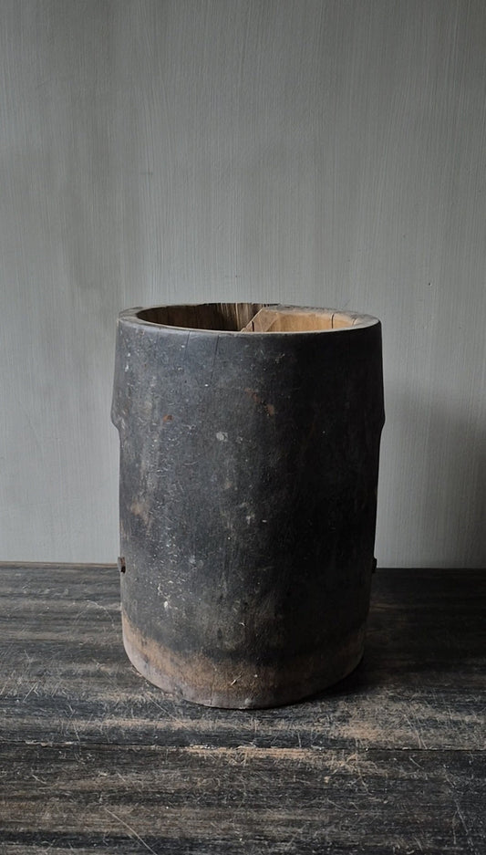 Houten pot antiek donkerbruin 24x27cm
