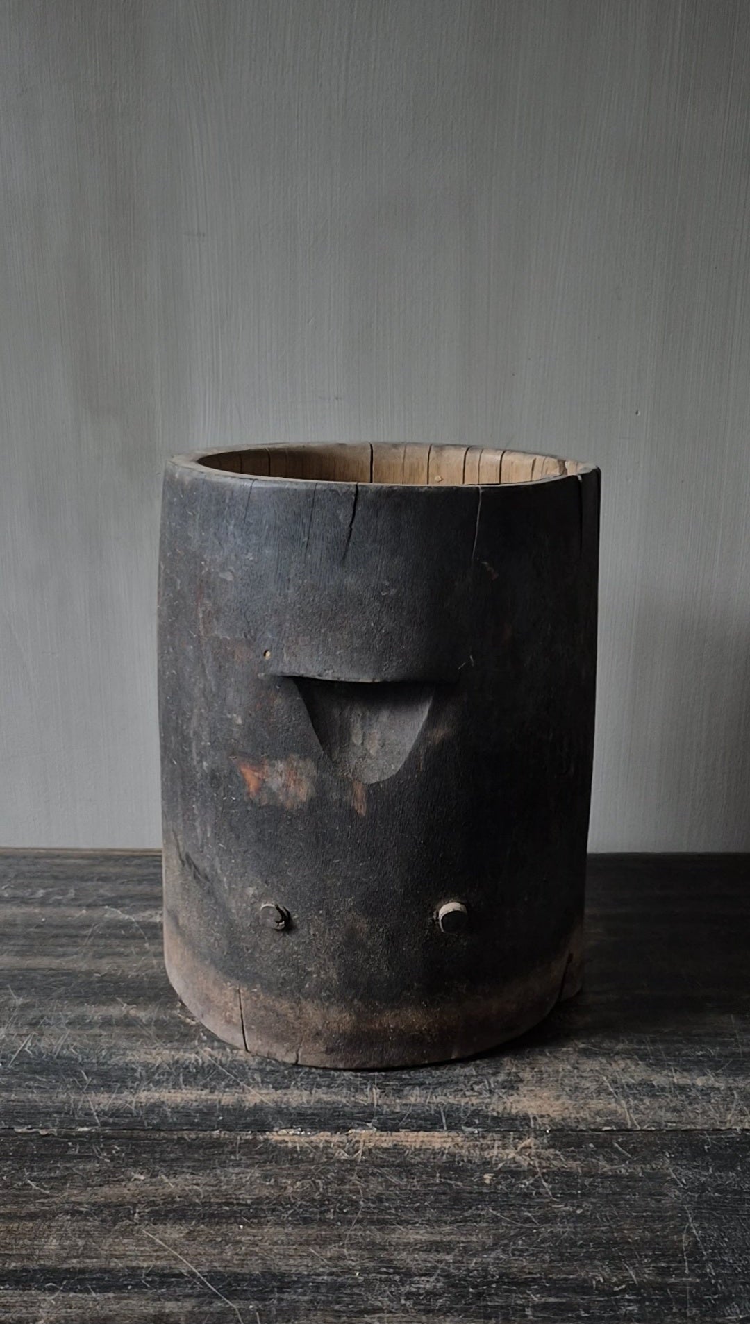 Houten pot antiek donkerbruin 24x27cm