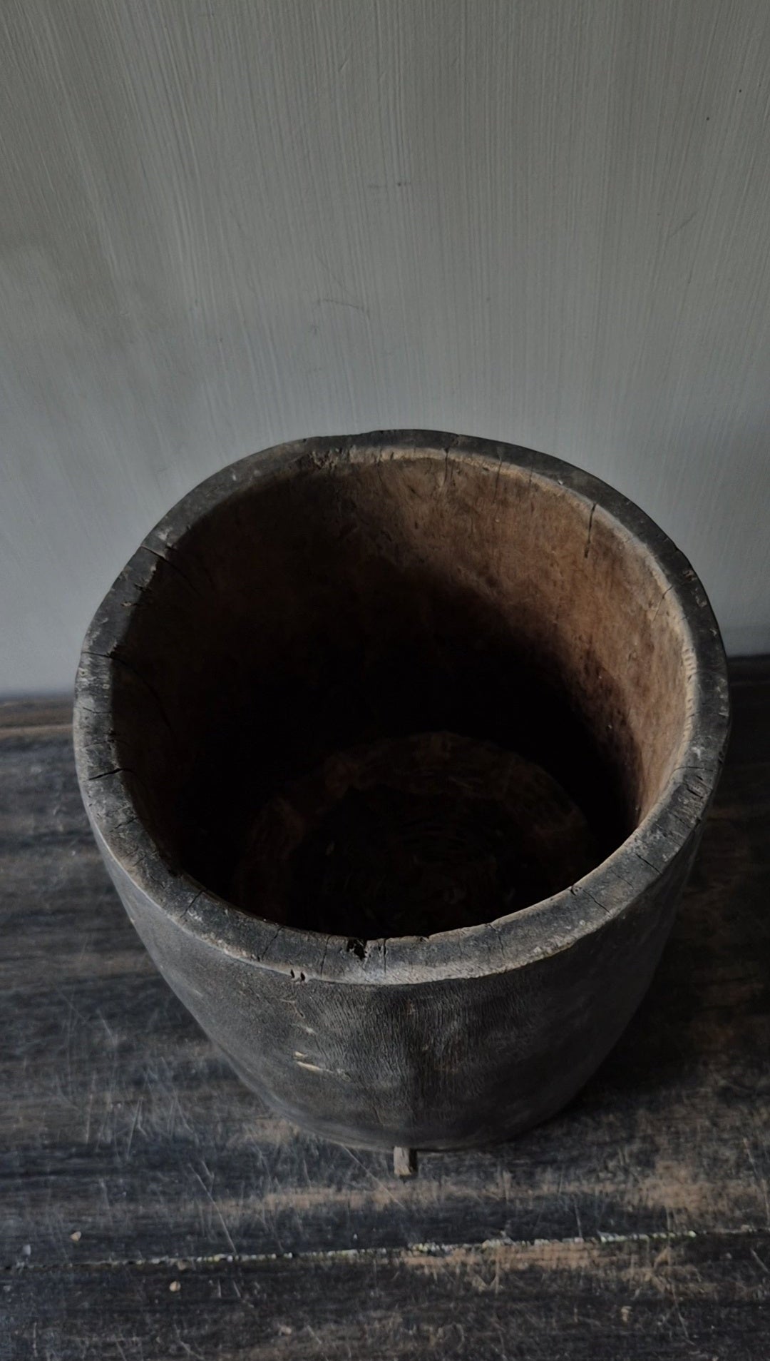 Houten pot antiek donkerbruin 20x25cm