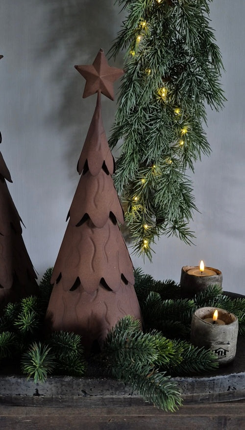 Metal nobilis Christmas tree with star - 19x43 cm