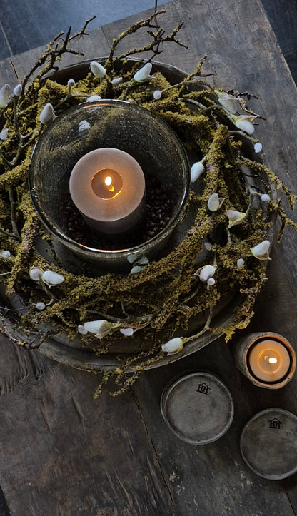 Kunst moskrans met magnolia