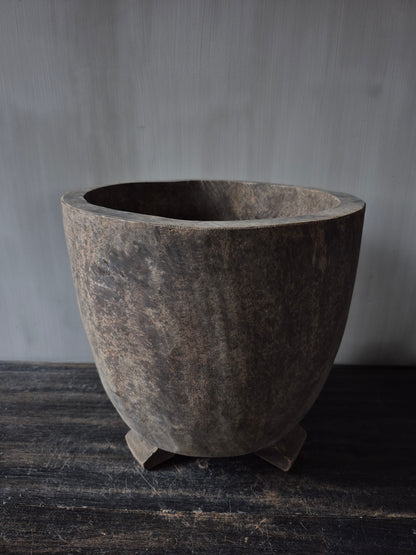 Vergrijsde vijzel / pot Rahayu Luksa