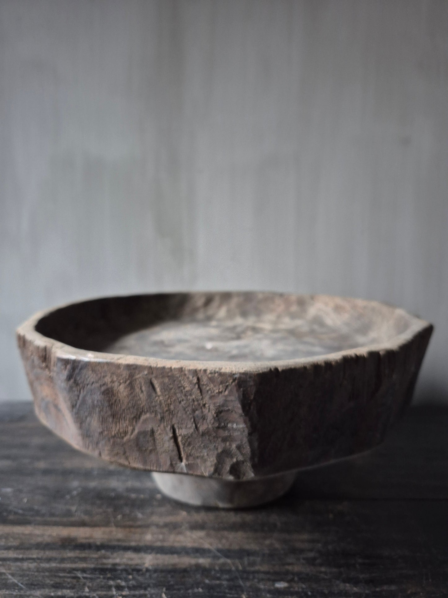 Unieke schaal Susi op voet - Luksa (nr 2)