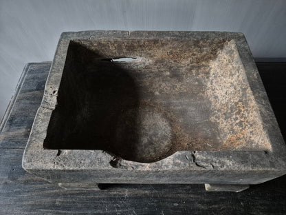 Vergrijsde langwerpige bak Coan op pootjes | Luksa