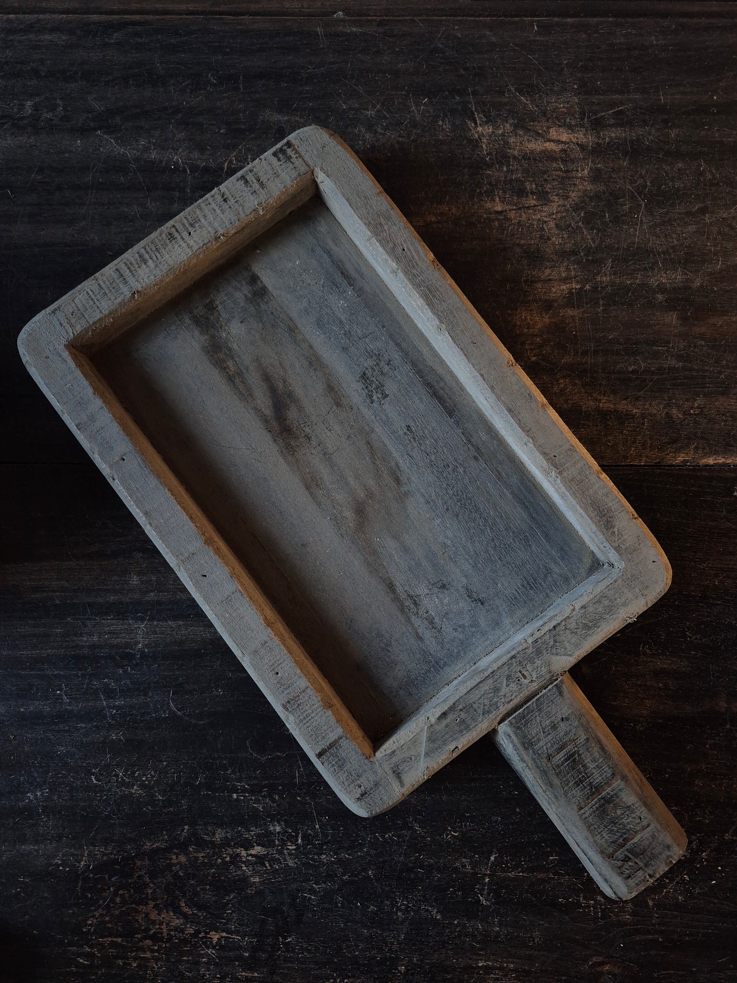 Serveerplank-hapjesplank vergrijsd