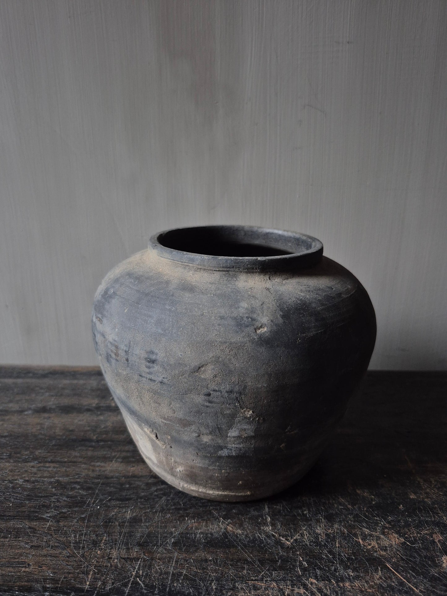 Grijs terracotta kruikje(A16)