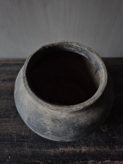 Grijs terracotta kruikje(A17)