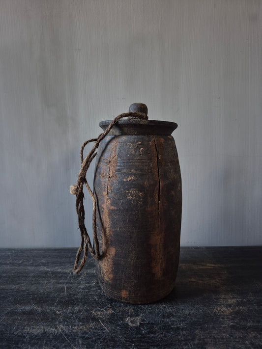 Nepalese pot Aura Peeperkorn met deksel(A17)