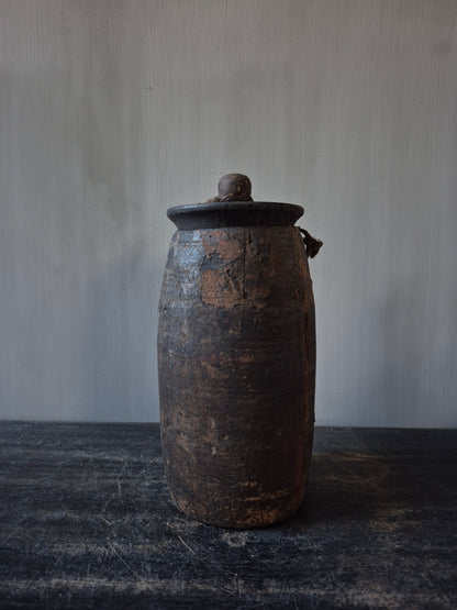 Nepalese pot Aura Peeperkorn met deksel(A17)