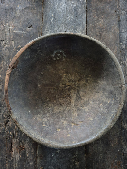 Oude houten schaal S