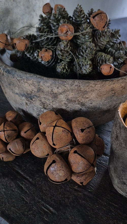 Kersthanger belletjes bal roest - 8 cm
