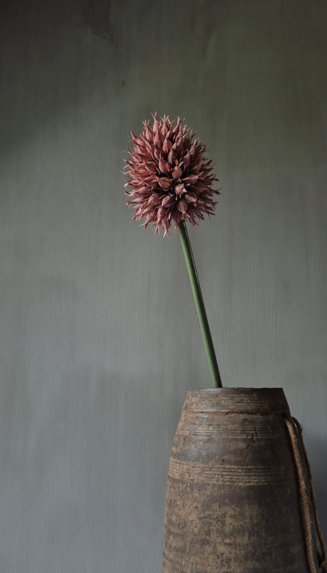 Artificial pineapple branch rust brown 67 cm - sphere Ø10 cm