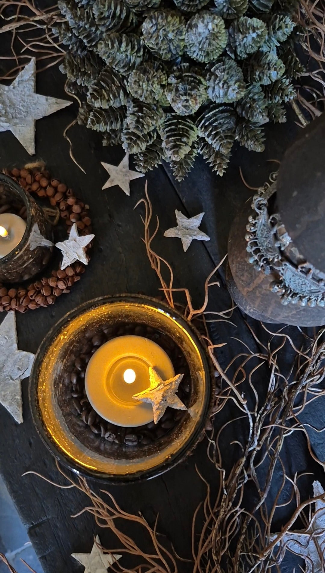 Greyed birch stars 9 cm – approx. 15 pieces