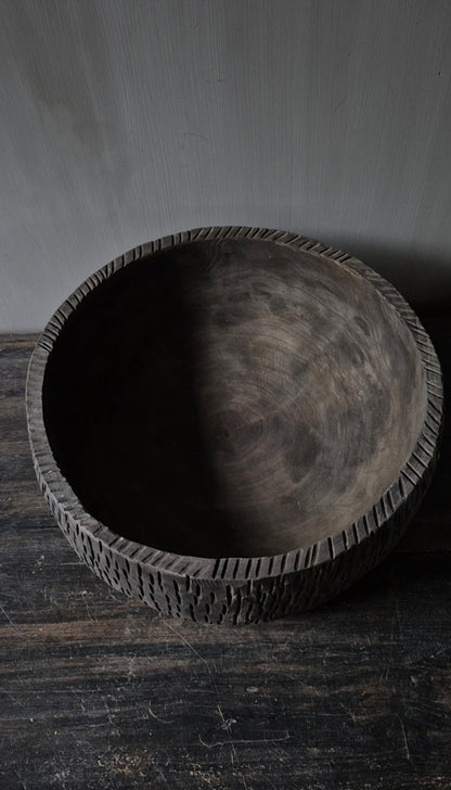 Houten bak met reliëf bruin 35 cm