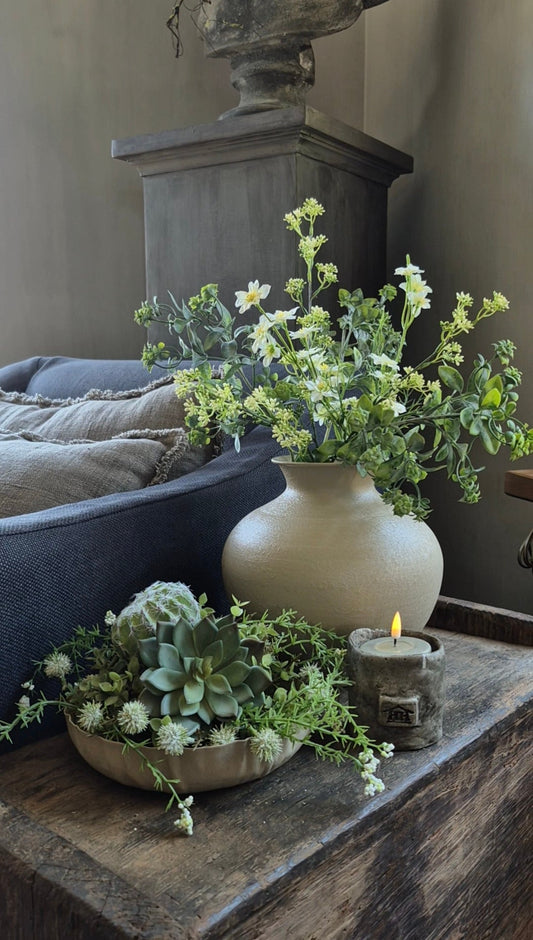 Kunstbloemen groen wit - gebonden