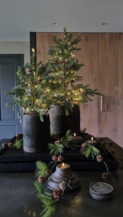 Artificial pine cone garland - 140 cm