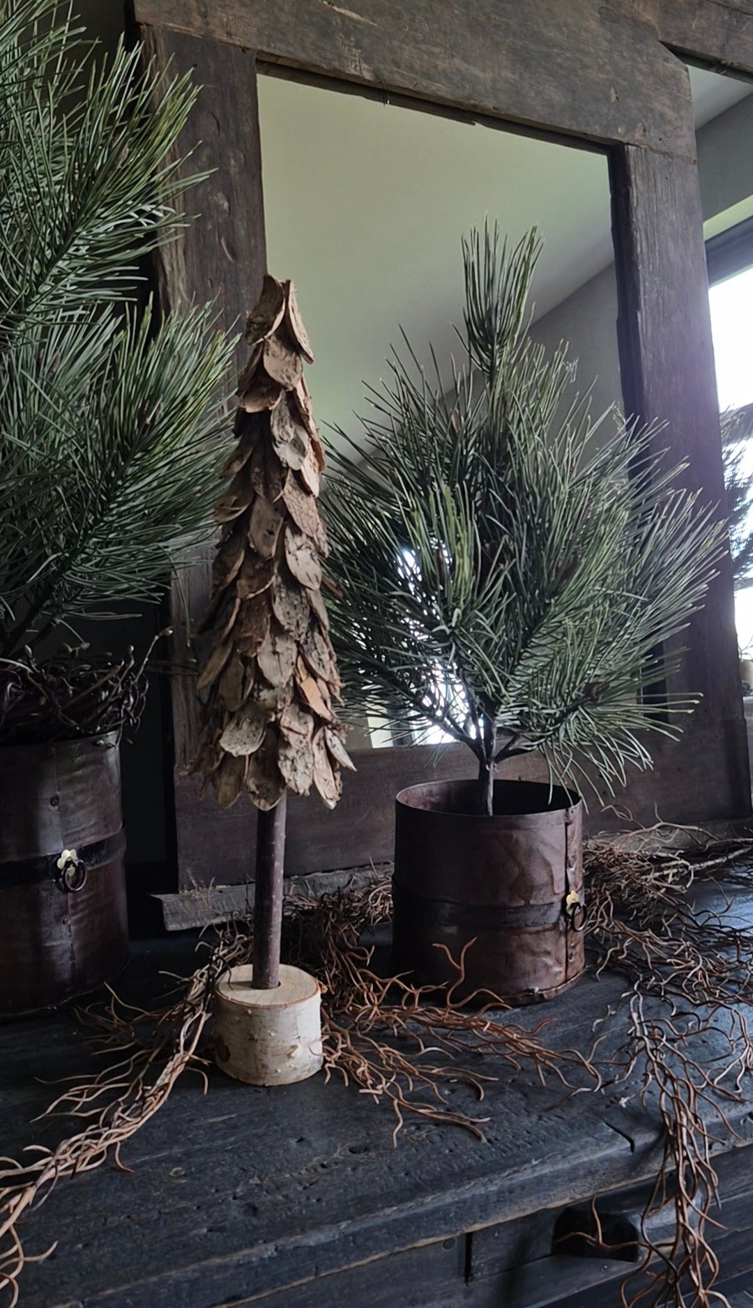 Vergrijsde pinus kunstboom 58 cm
