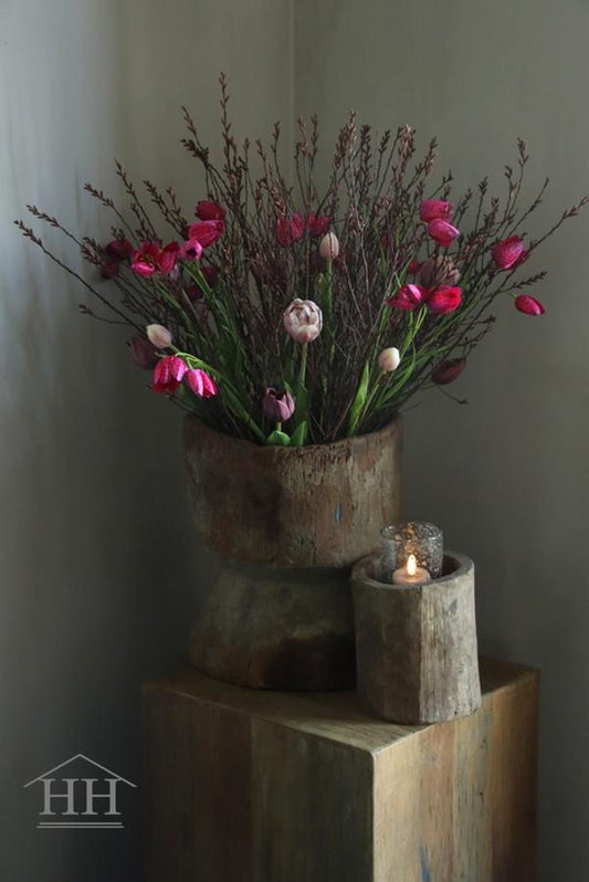 Boeket met gagel, roze kievitsbloemen en tulpen (nr 27)