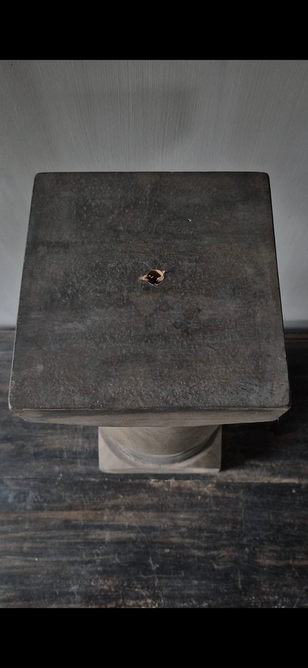 Baluster Beau M Aura Peeperkorn