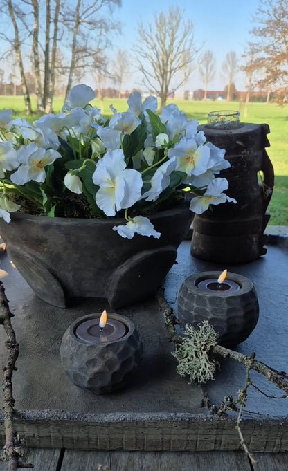 Grootbloemige kunstviool wit met geel hartje