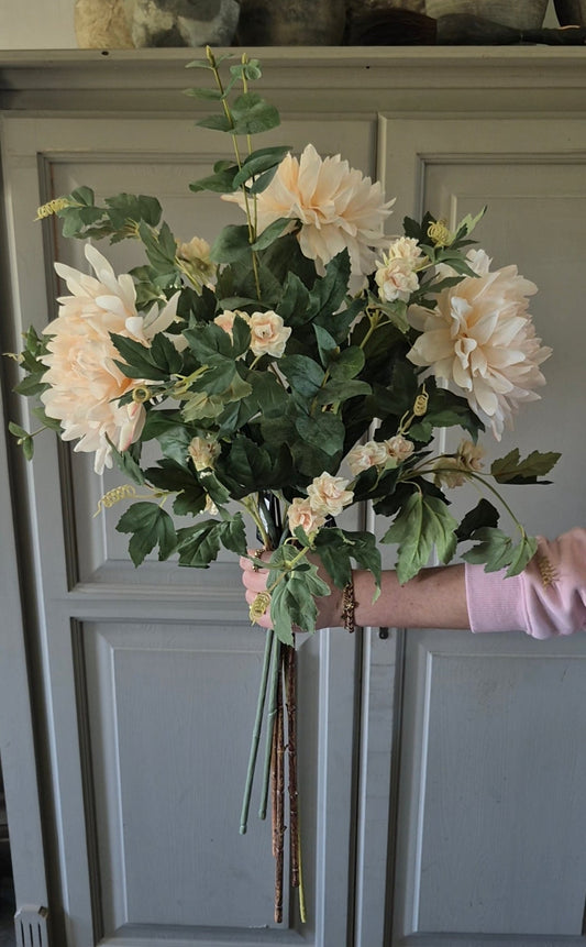 Kunstbloemen boeket zalm - gebonden