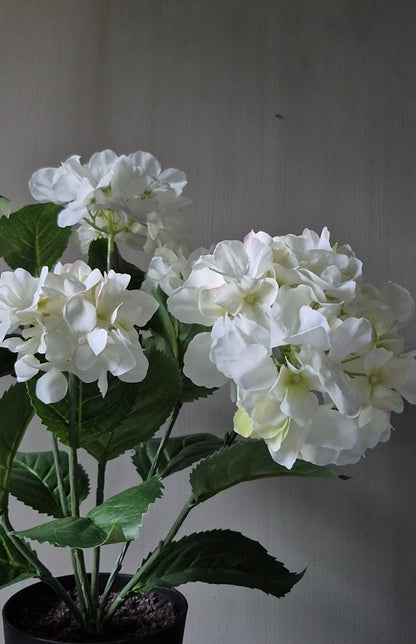 Hortensia kunstplant wit in binnenpot met UV-bestendige bladeren 48cm