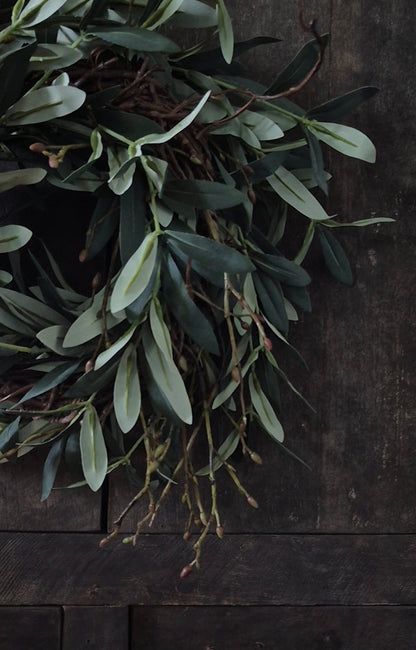 Artificial wreath olive green 30-35cm with tilia