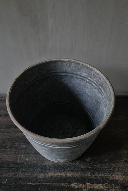 Rond zinken pot 19cm