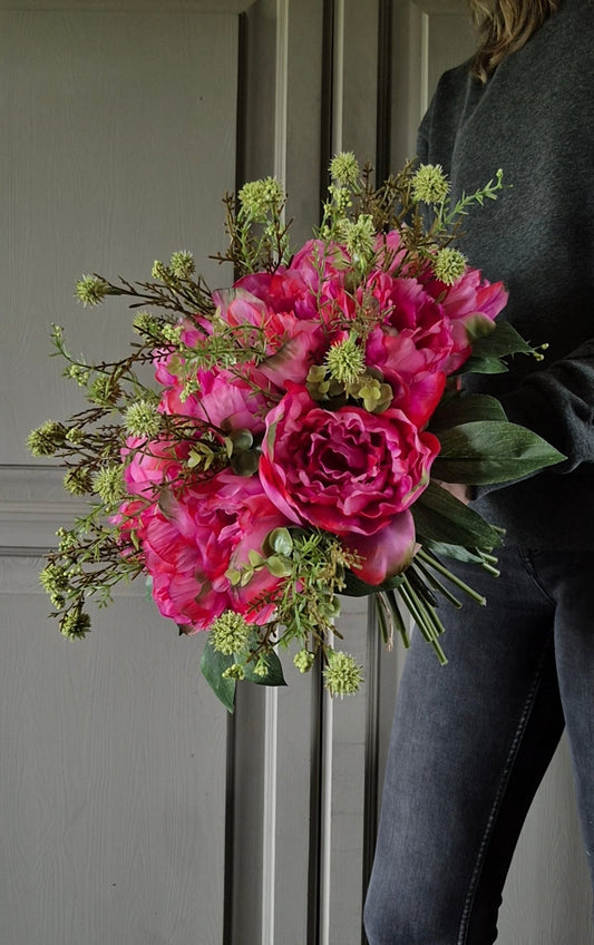 Pioenrozen kunstboeket fuchsia met echinops XL