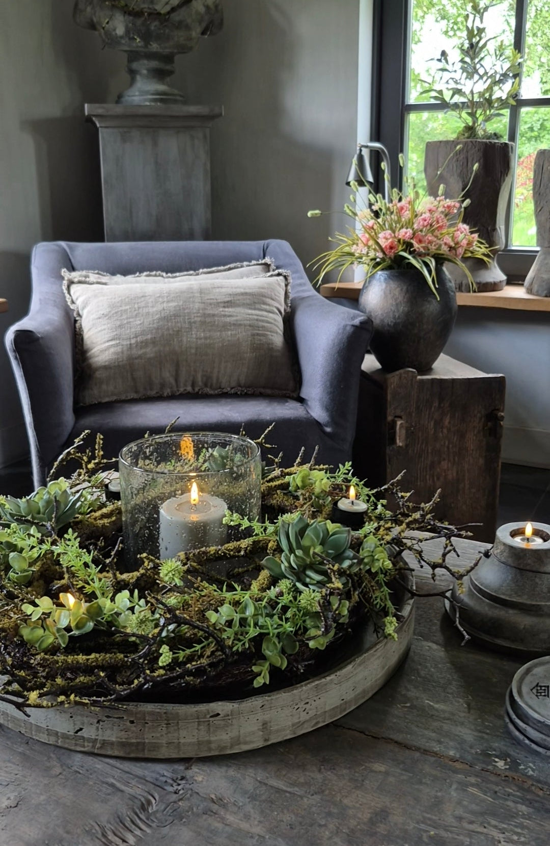 Wreath with moss, green echinops, succulents, and tealight holders 40cm