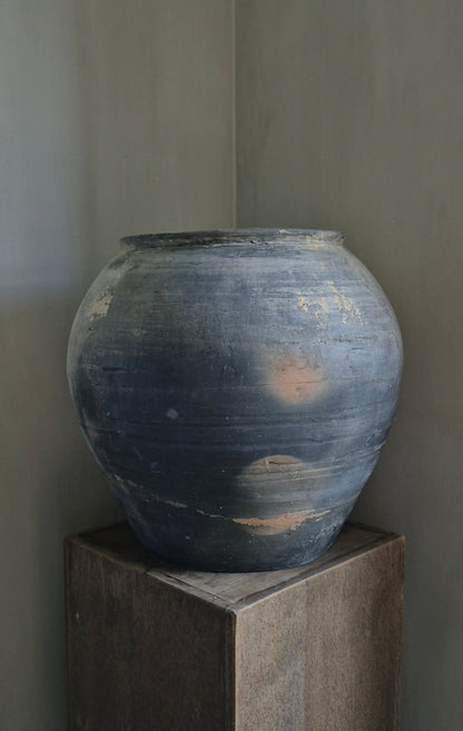 Grey terracotta jug XXL (no. 1)