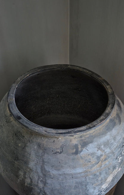 Grey terracotta jug XXL (no. 1)
