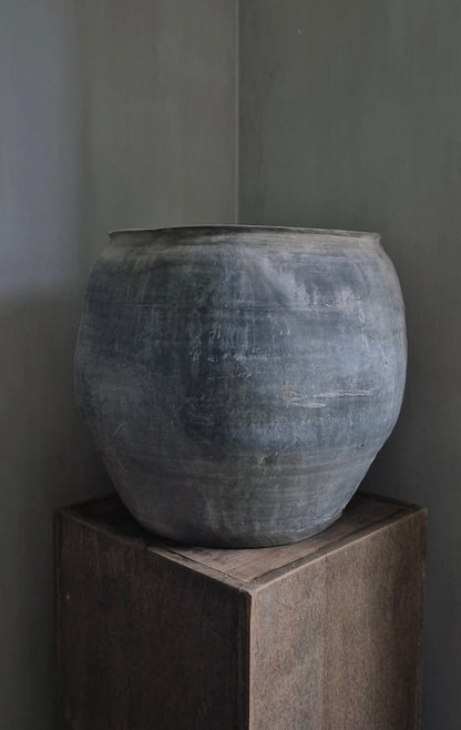Grey terracotta jug XXL (no. 4)