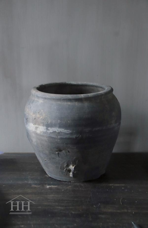 Terracotta jar (C5) (Largest jar on the left)