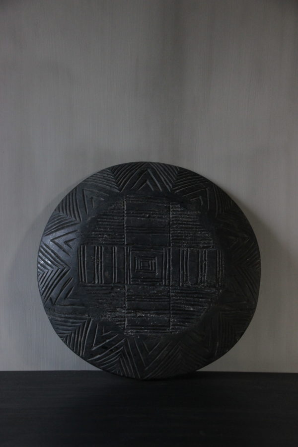 Wooden bowl carved Aura Peeperkorn (1)