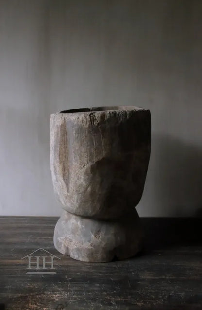 Vergrauter Mörtel / Asiatisches Unikat (Nr. 2)