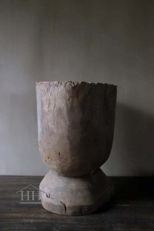 Vergrauter Mörtel / Asiatisches Unikat (Nr. 3)