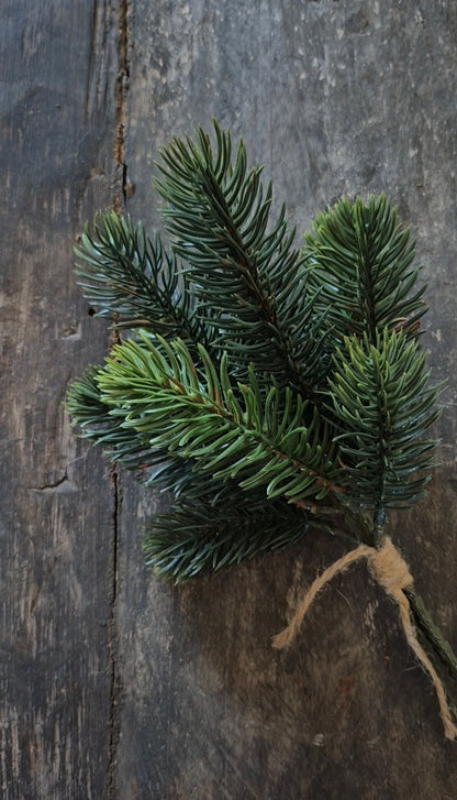 Pinus Kunstzweig – 3er-Bündel – 30 cm