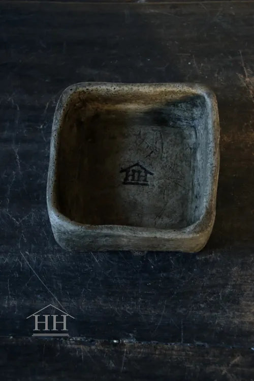 Betonnen bakje vierkant S eigen label Hillary'sHome